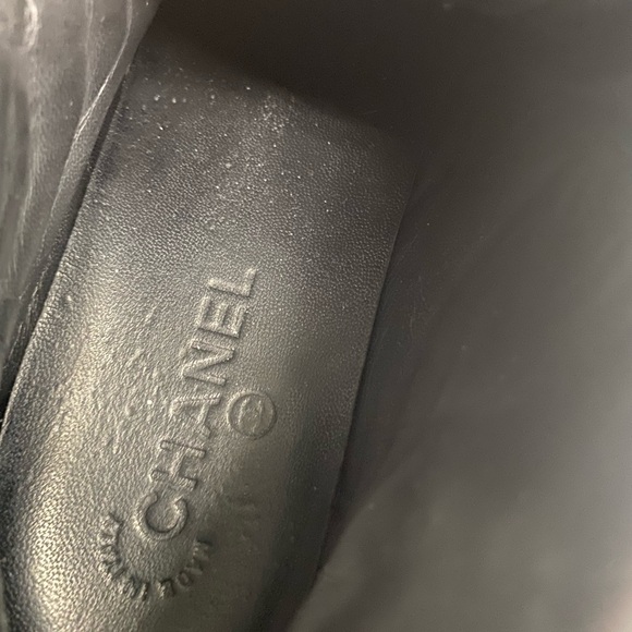 VNTG CHANEL HI TOP LEATHER TWEED TRIM CLASSIC SNEAKERS DOUBLE ZIPPER PULL - Picture 9 of 11